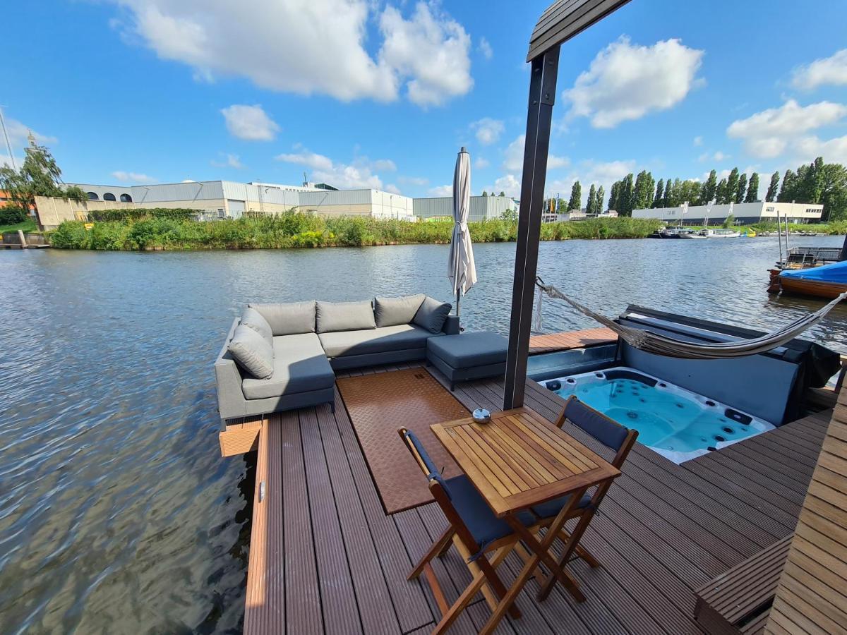 Wikkelboats @ Tramkade Den Bosch Villa Orthen Eksteriør billede